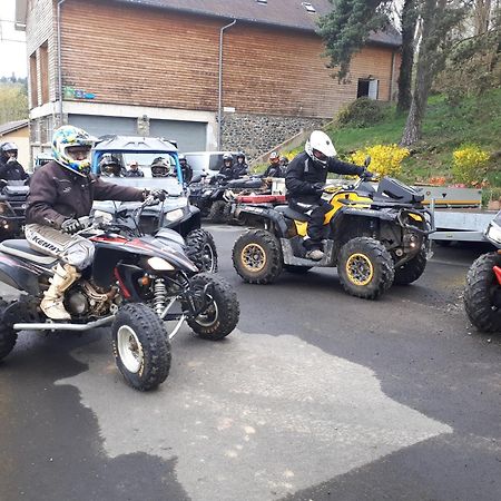 Le Grand Val Panzió Lavastrie Kültér fotó