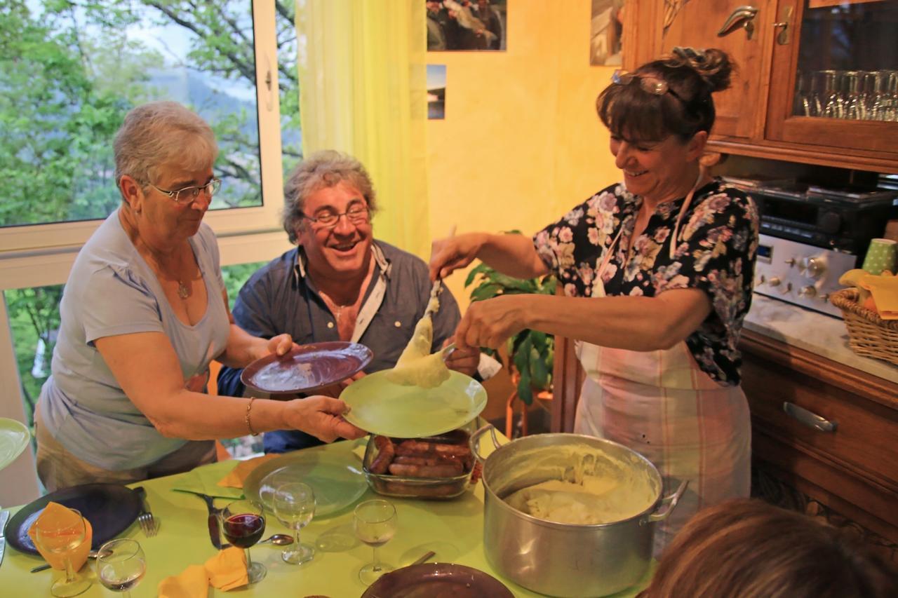 Le Grand Val Panzió Lavastrie Kültér fotó